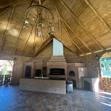 Woodville Lodge